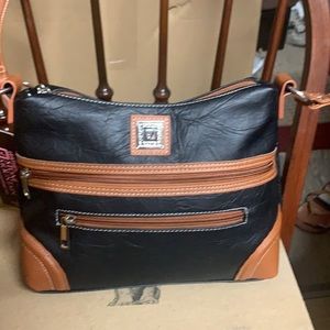 Leather Stone Mountain purse Black and Tan